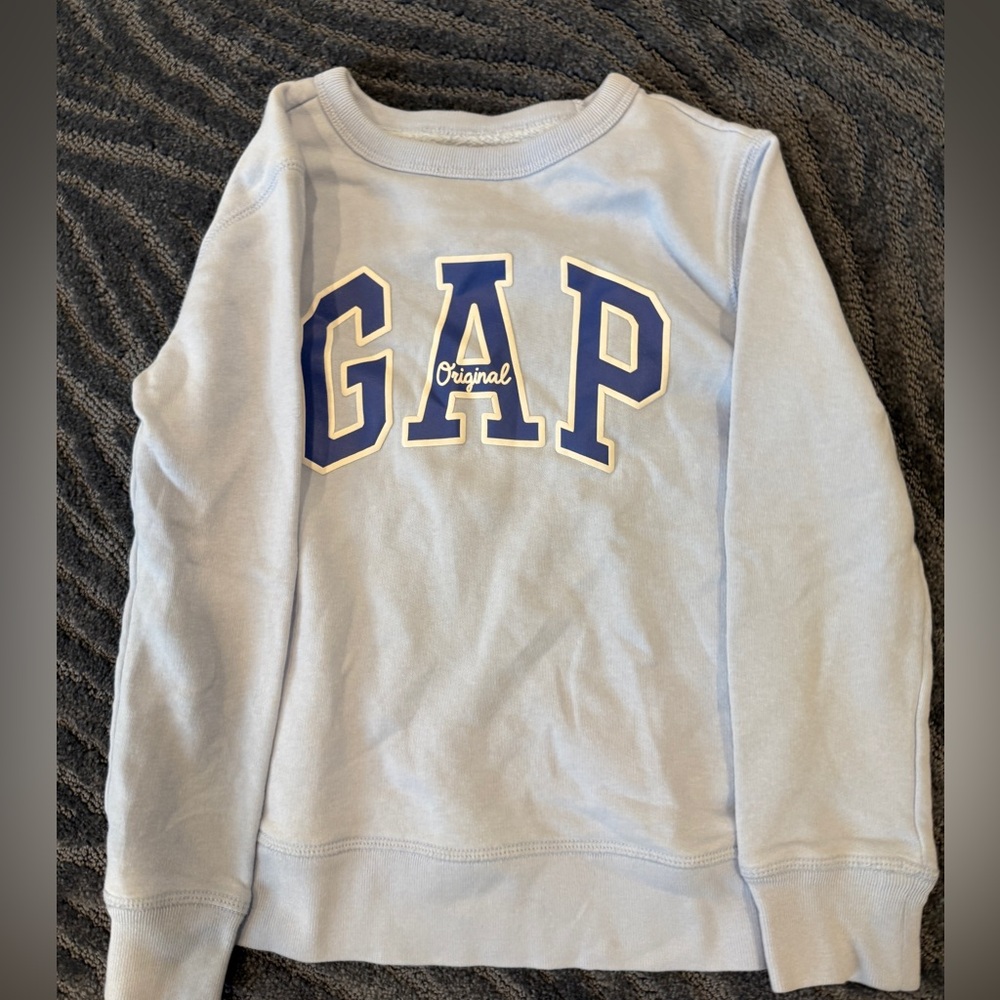 Gap girls baby blue crewneck